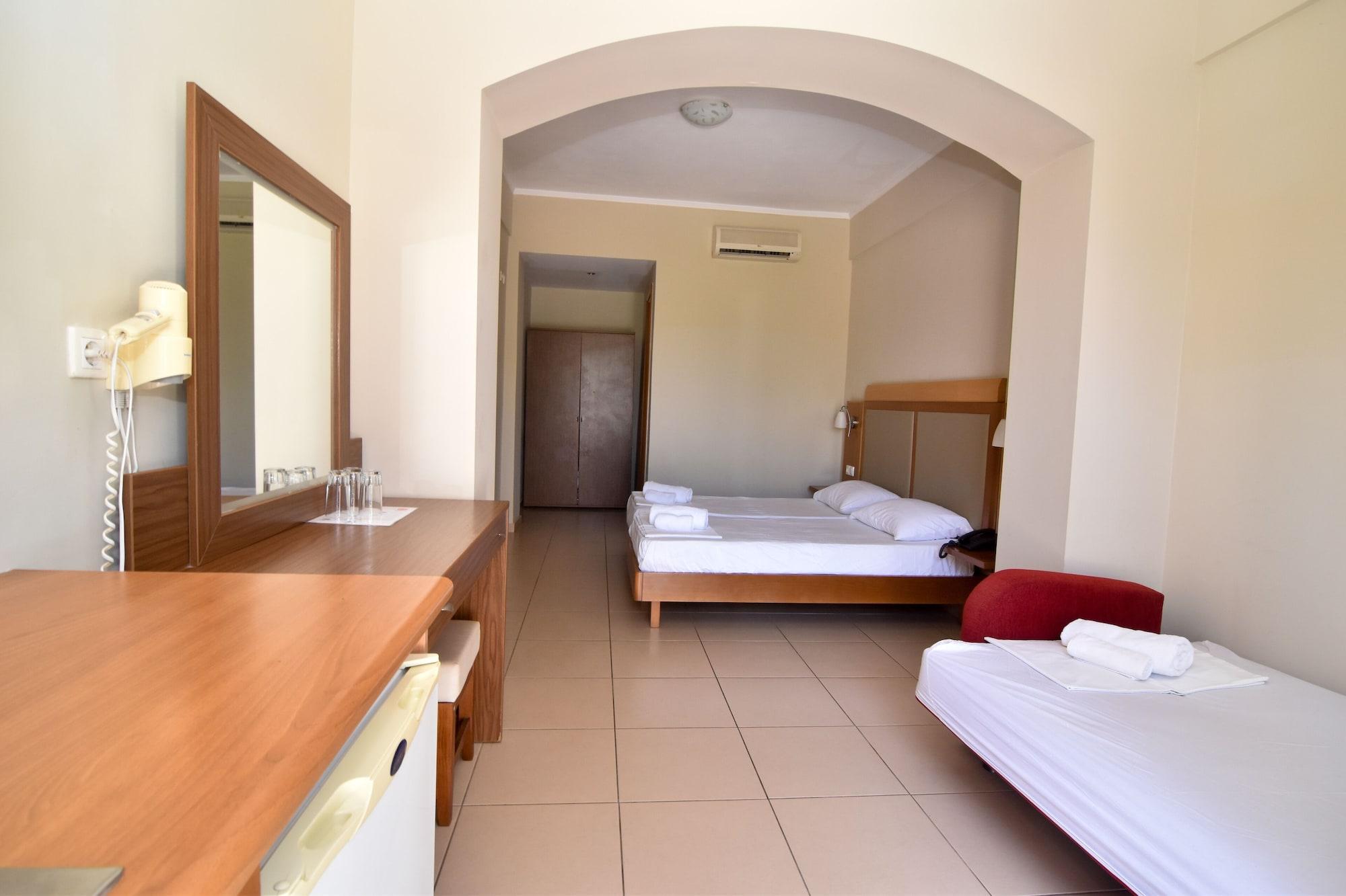 Hermes Hotel Kéfalos Esterno foto