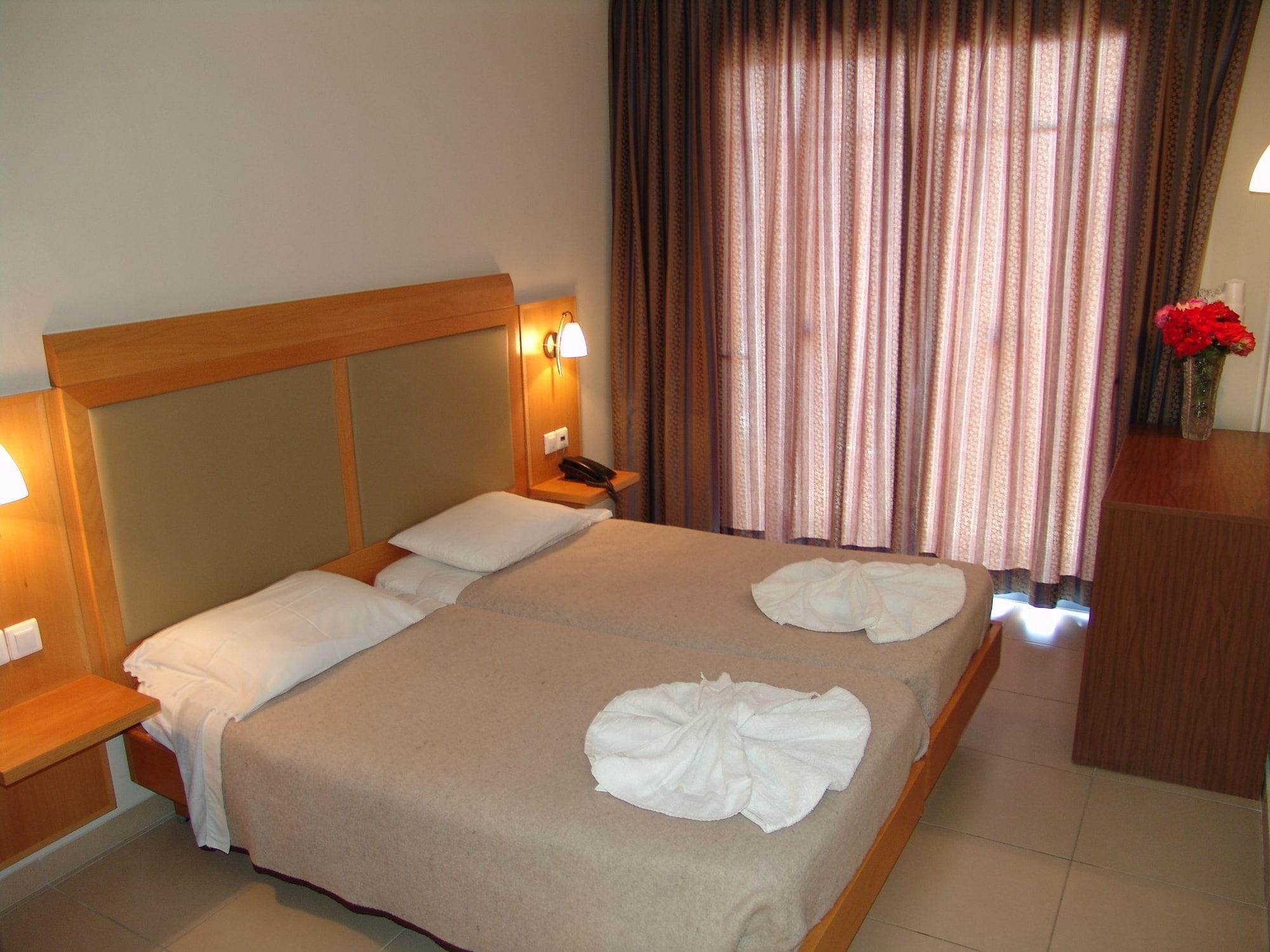 Hermes Hotel Kéfalos Esterno foto