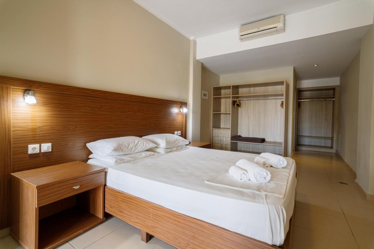 Hermes Hotel Kéfalos Esterno foto