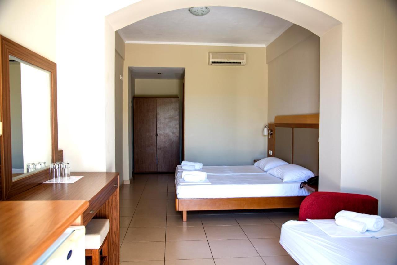 Hermes Hotel Kéfalos Esterno foto